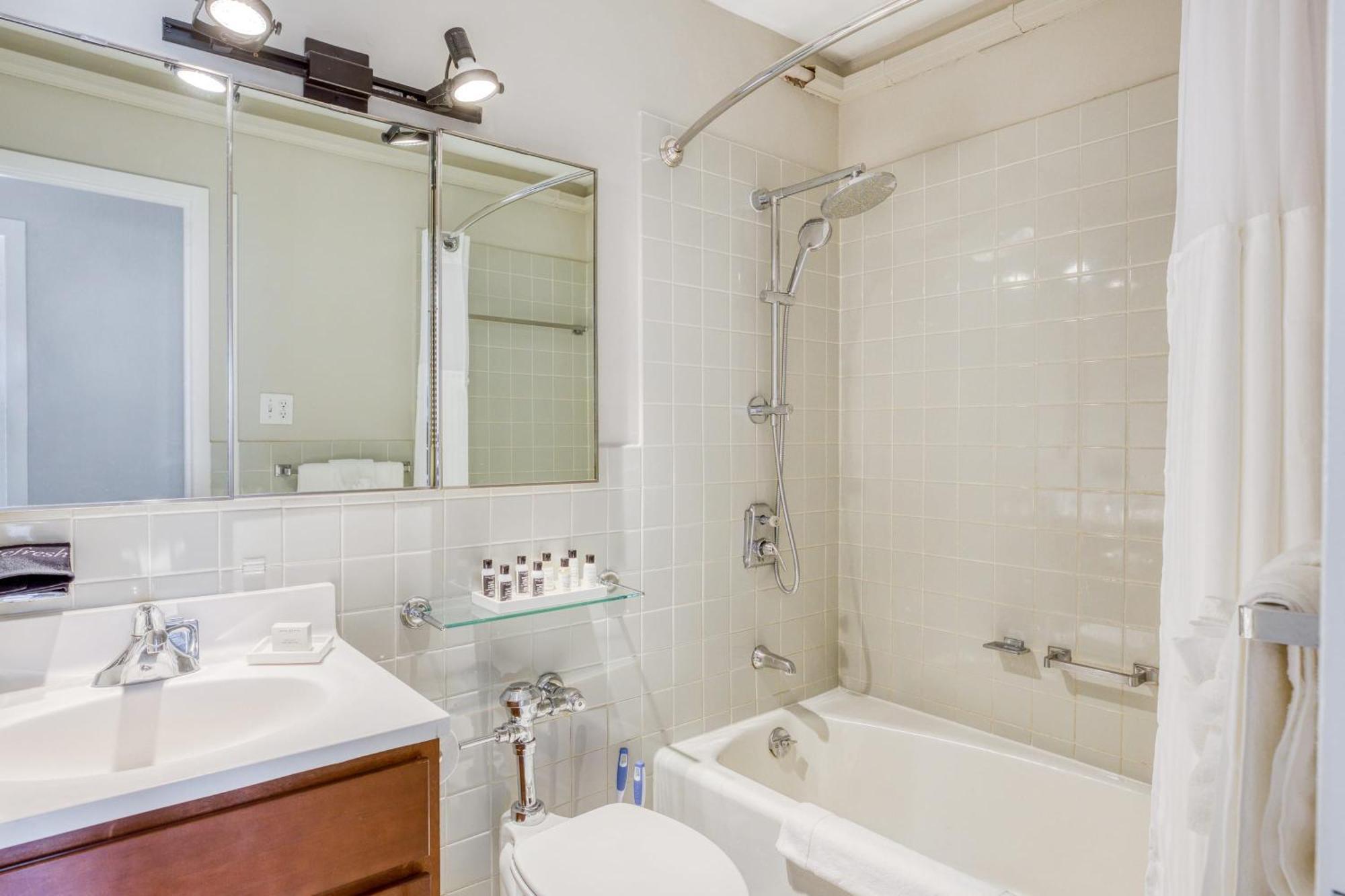 Cozysuites 800 Tower 2Br With Gym! 28 Λούισβιλ Εξωτερικό φωτογραφία